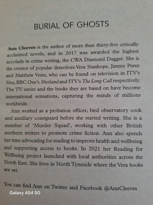 Page about Ann Cleeves detailing her works including classic crime books and television adaptations