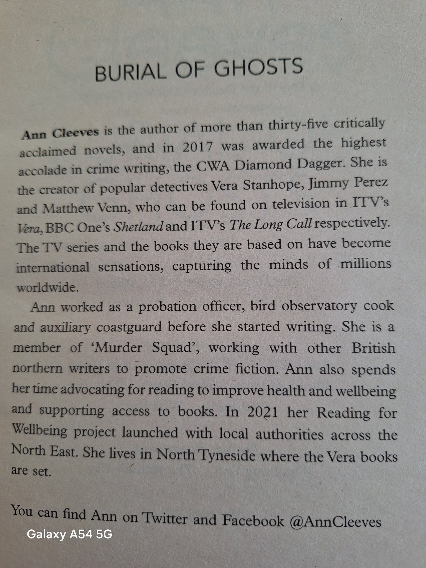 Page about Ann Cleeves detailing her works including classic crime books and television adaptations