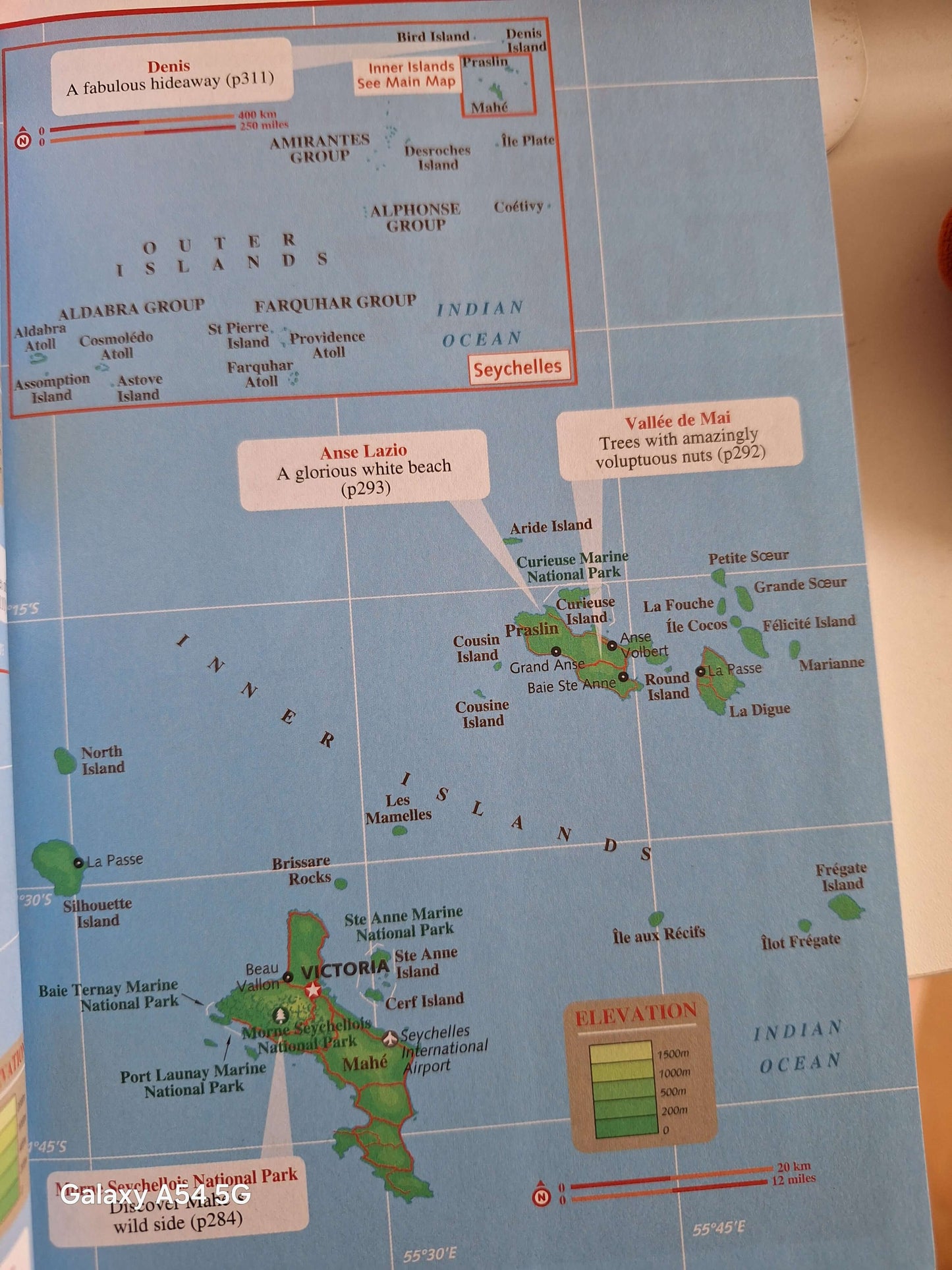 Map from a cheap guidebook for Mauritius and Seychelles showcasing key islands and features