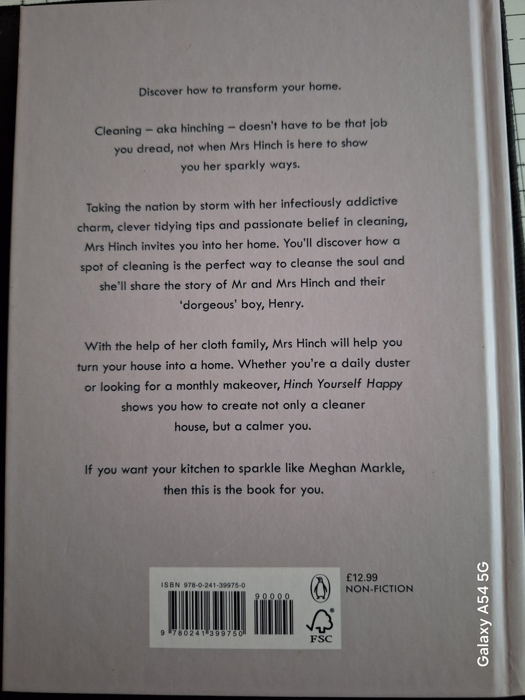 Back cover of pre-owned Hinch Yourself Happy book by Slightly Read Books showing description and barcode